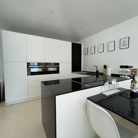 Ocean 3bed Apartment